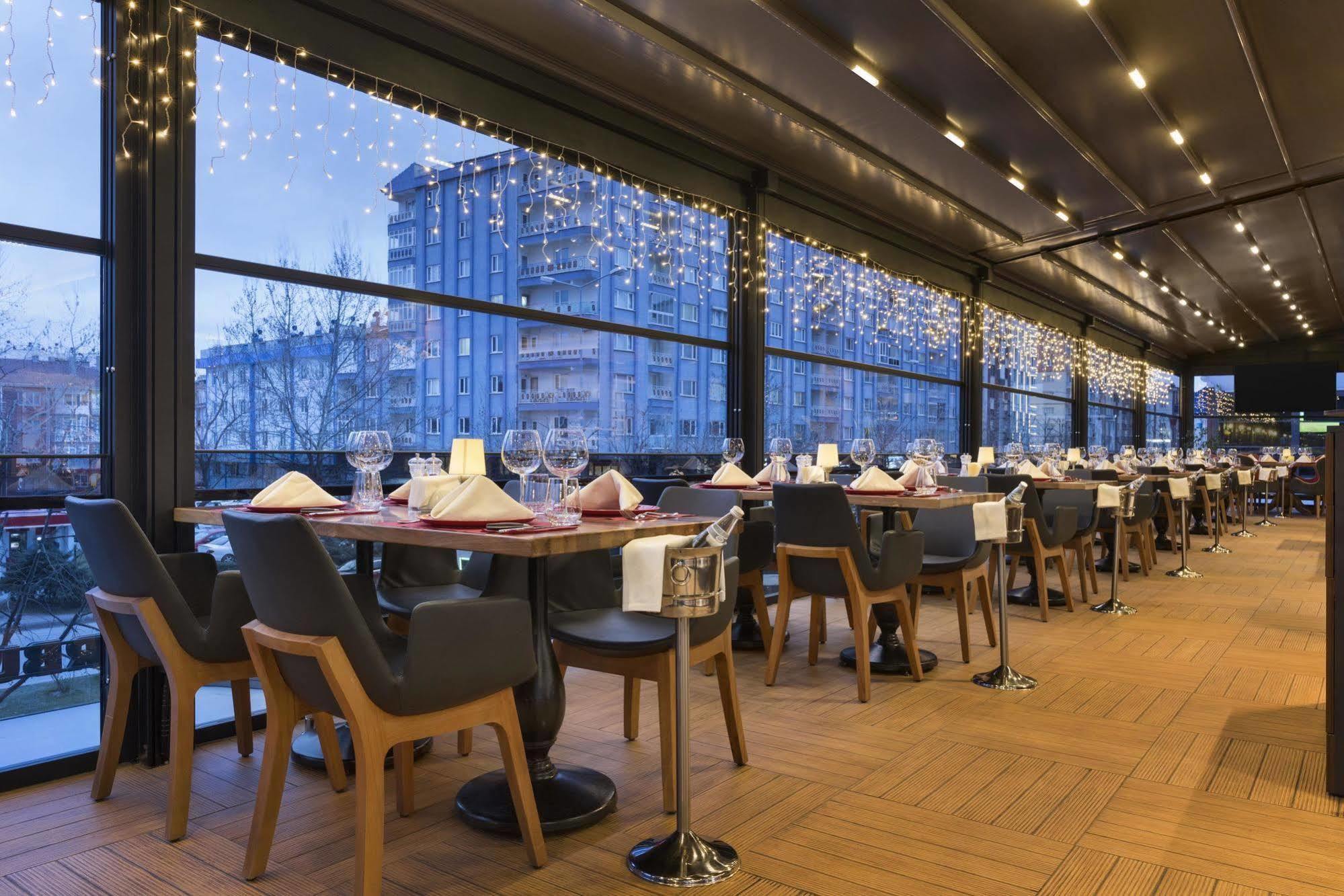 Ramada Encore Eskisehir Exterior photo